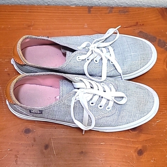 VANS ULTRACUSH SKATE WOMEN'S LACE UP GRAY LOW PLAID CANVAS SNEAKERS SIZE 8 - Picture 2 of 15